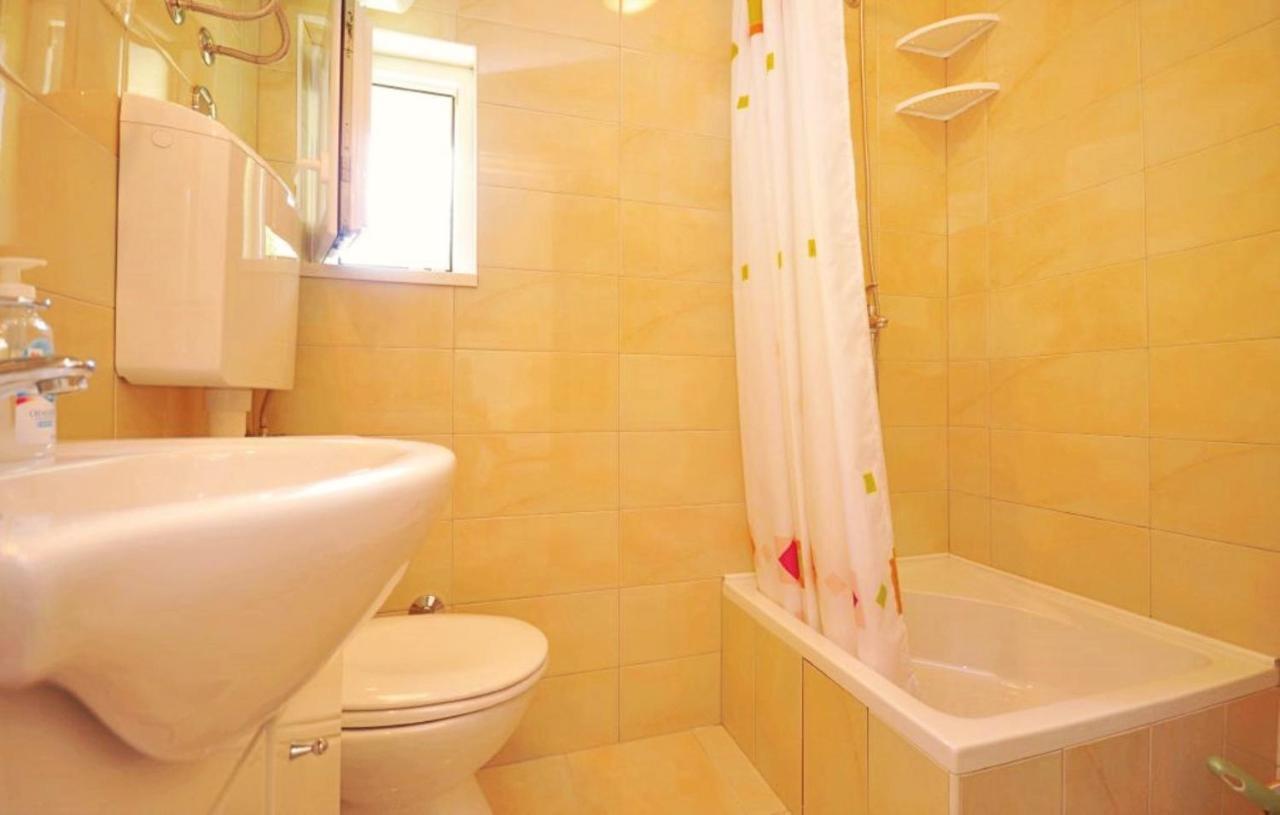Holiday Home With A Private Pool Podspilje  Luaran gambar